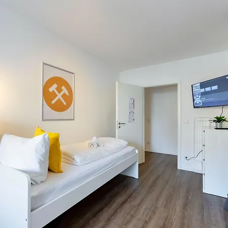 Budgetroom 3 Bedroom Perfect For Teams Appartement