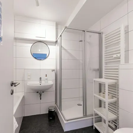 Budgetroom 3 Bedroom Perfect For Teams * Castrop-Rauxel