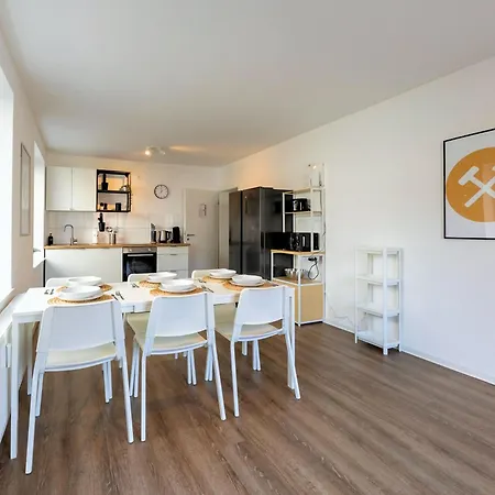 Budgetroom 3 Bedroom Perfect For Teams Appartement *