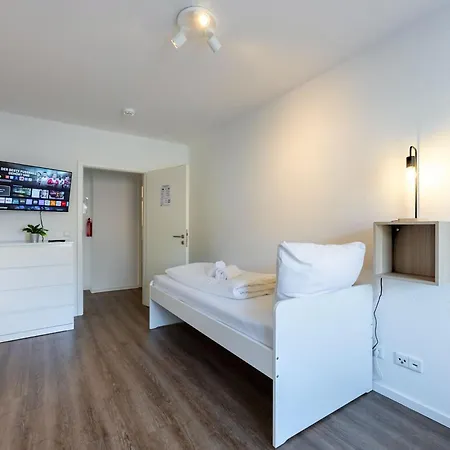 Budgetroom 3 Bedroom Perfect For Teams * Castrop-Rauxel
