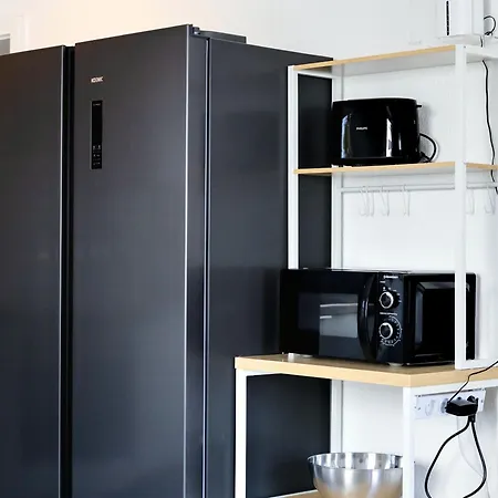 Budgetroom 3 Bedroom Perfect For Teams Appartement